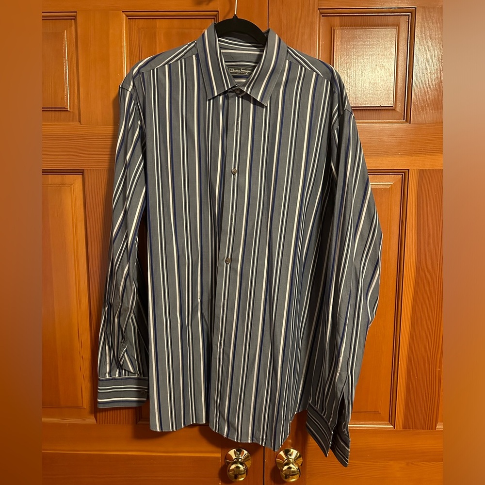 Salvatore Ferragamo dress shirt. Size XXL.